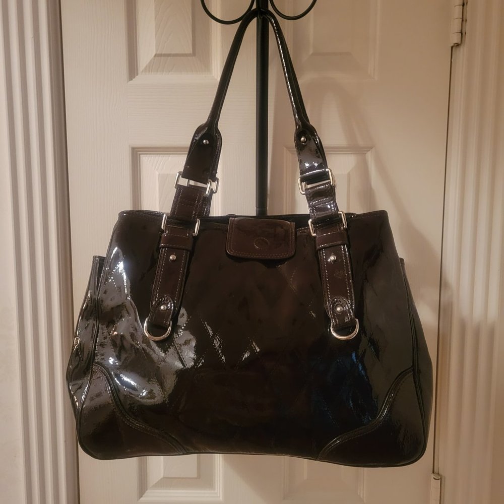 Vittadini  XL Tote Bag Weekender Travel Bag  Diaper Bag Brown Patent Leather